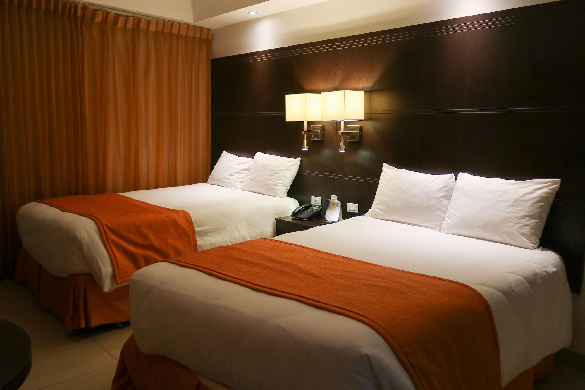 Hotel Faranda Express Soloy And Casino, A Member Of Radisson Individuals Panama Stadt Exterior foto