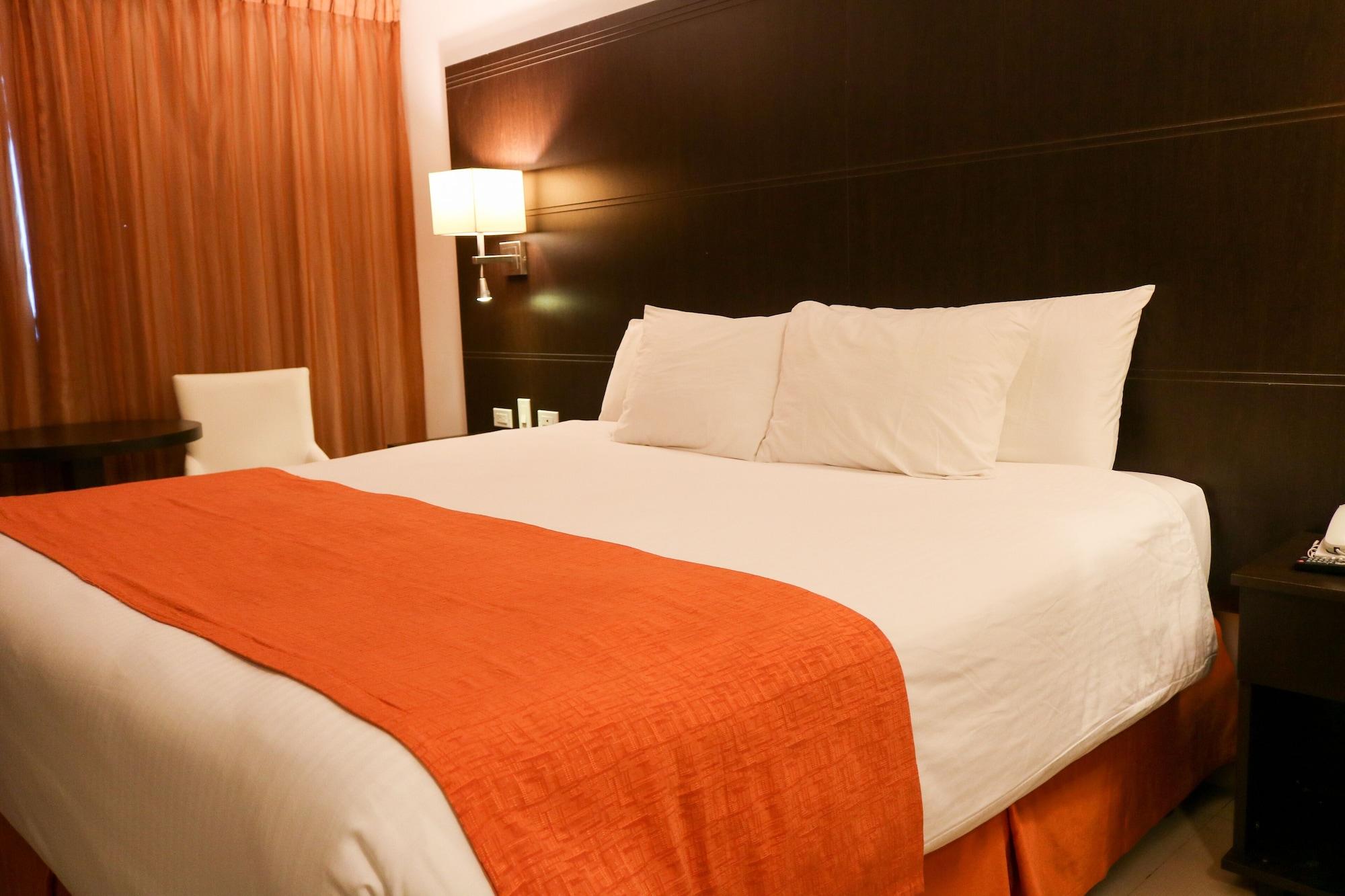 Hotel Faranda Express Soloy And Casino, A Member Of Radisson Individuals Panama Stadt Exterior foto