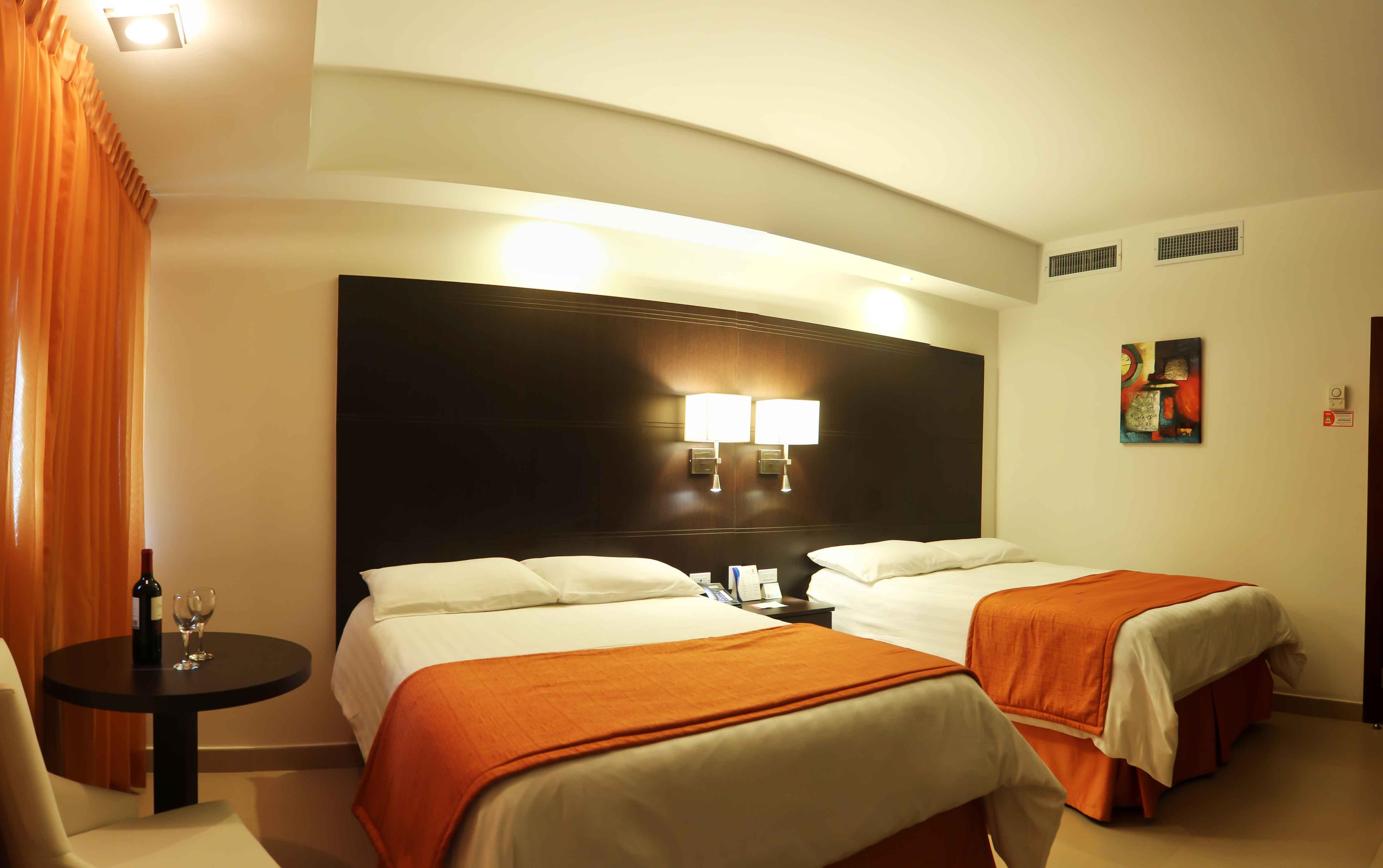 Hotel Faranda Express Soloy And Casino, A Member Of Radisson Individuals Panama Stadt Exterior foto