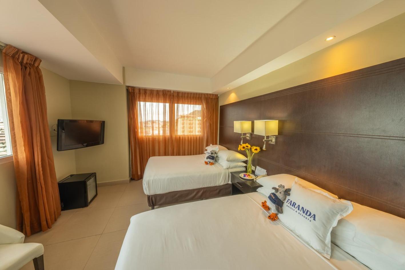 Hotel Faranda Express Soloy And Casino, A Member Of Radisson Individuals Panama Stadt Exterior foto