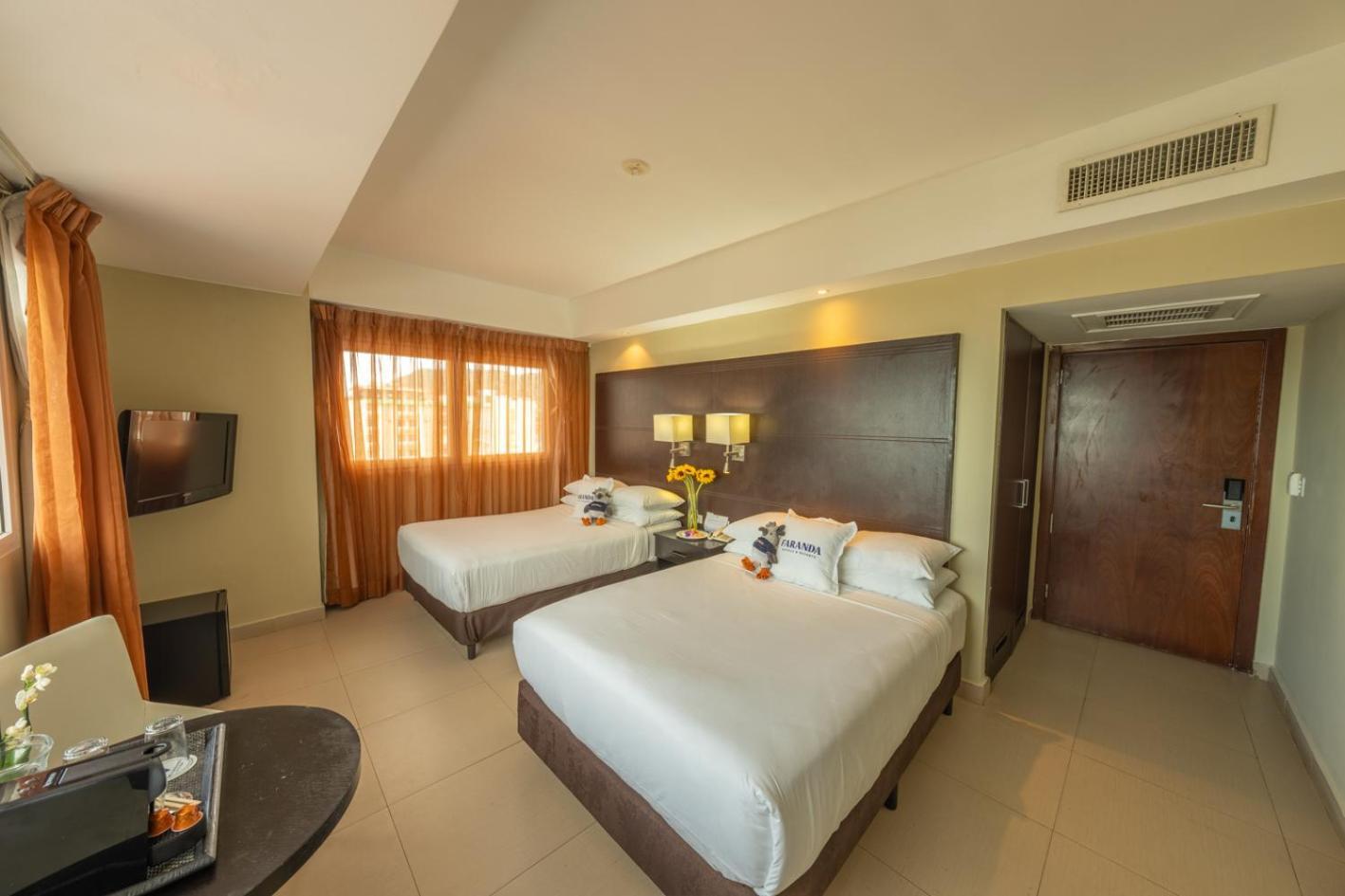 Hotel Faranda Express Soloy And Casino, A Member Of Radisson Individuals Panama Stadt Exterior foto